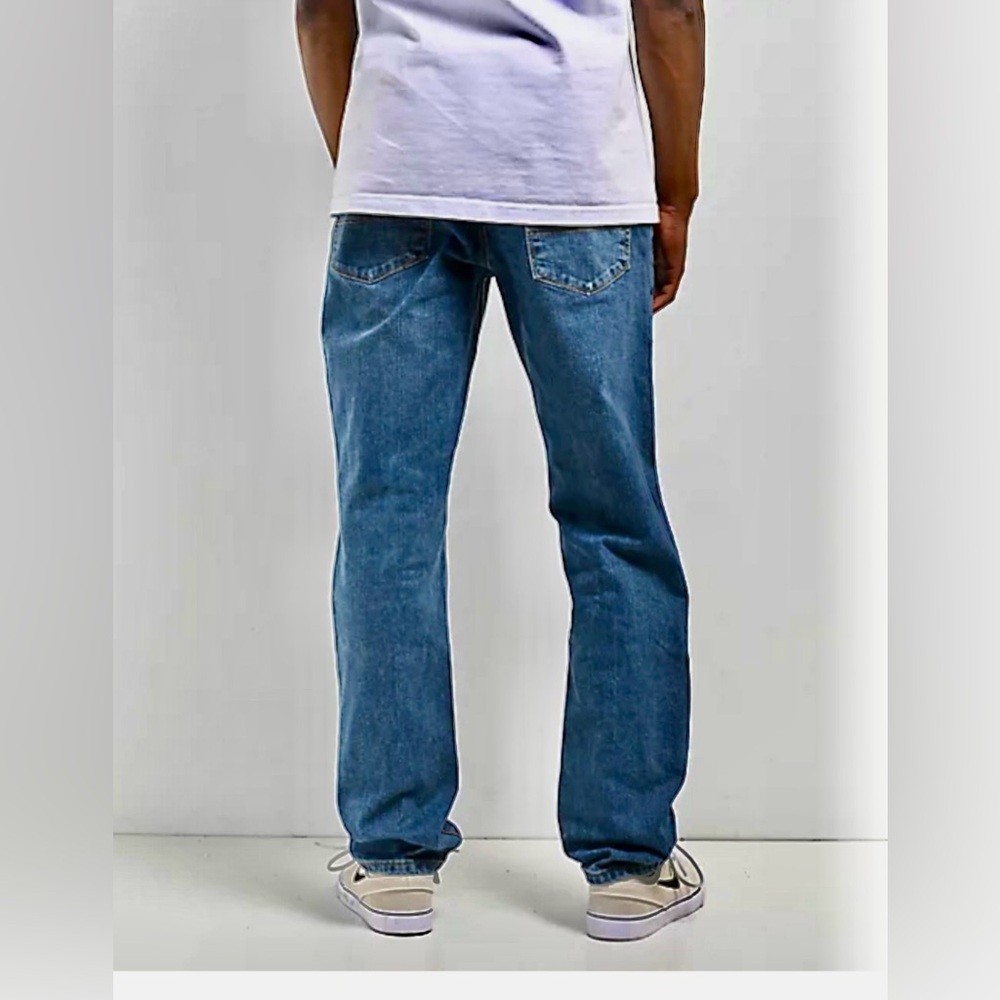 Like New! Men’s FREE WORLD Denim Jeans 34x30